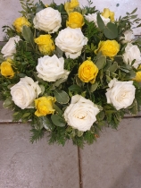 Yellow and white Rose Posy