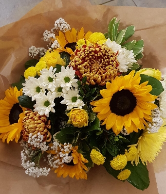 Yellow supreme bouquet