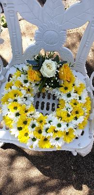 Yellow and white wreath