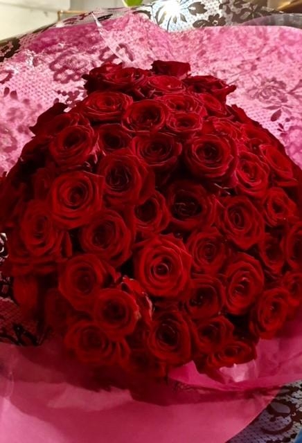 Roses 100 discount