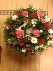 Pink flower open wreath