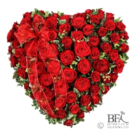 Luxury naomi roses Valentines heart