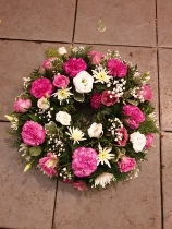 Cerise Pink Loose Open Wreath