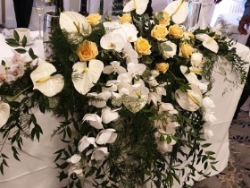 Table Arrangement 4